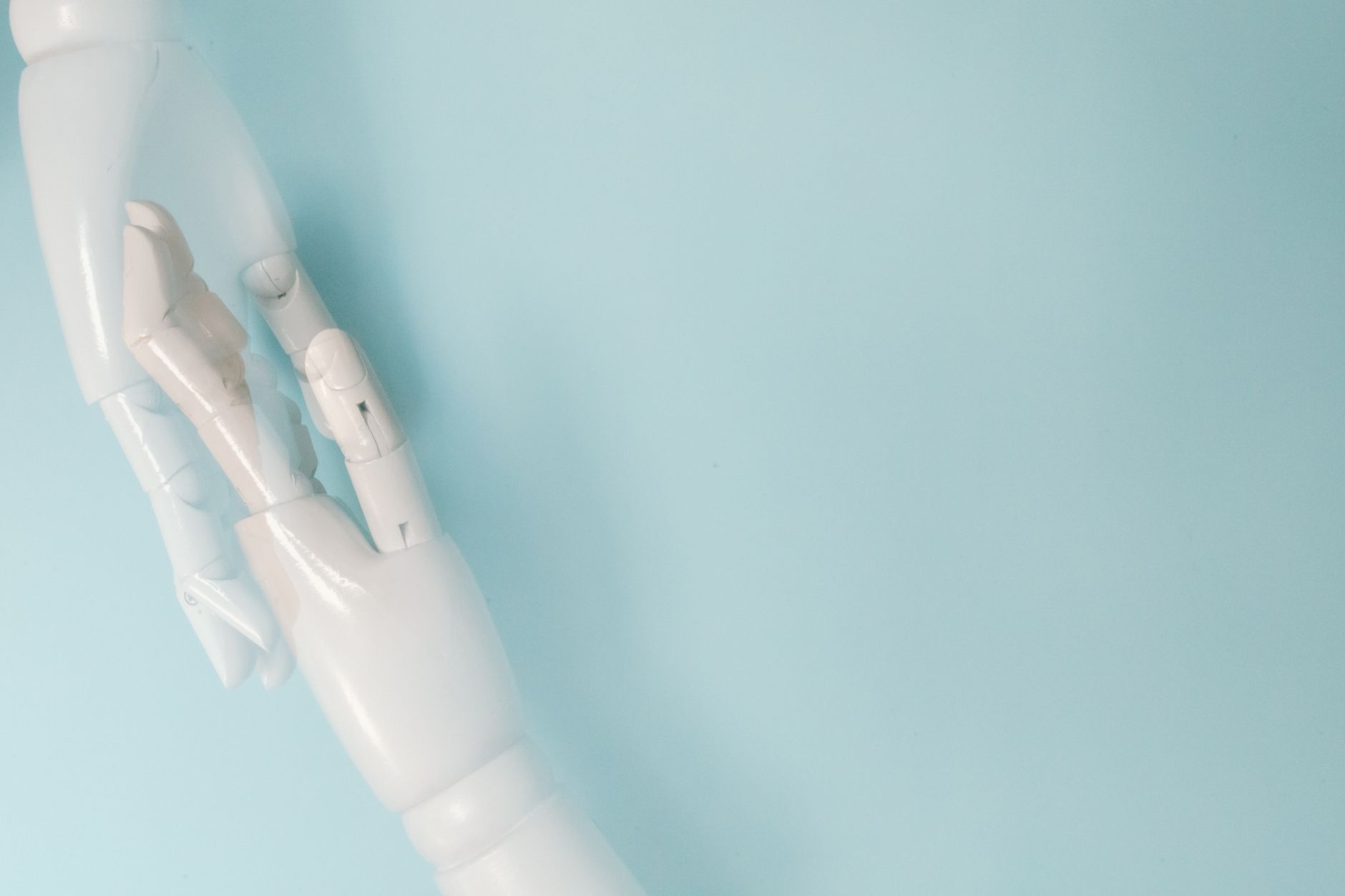 AI-CRM i lange salg krever relasjonsminne, ikke flere felt
