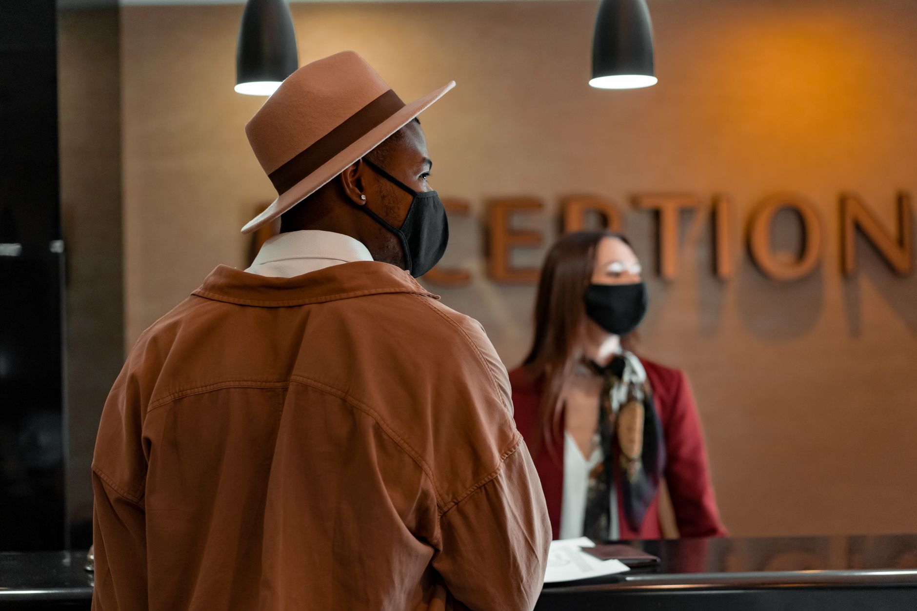 AI i hotellsalg krever CRM, og 40 prosent har det ikke